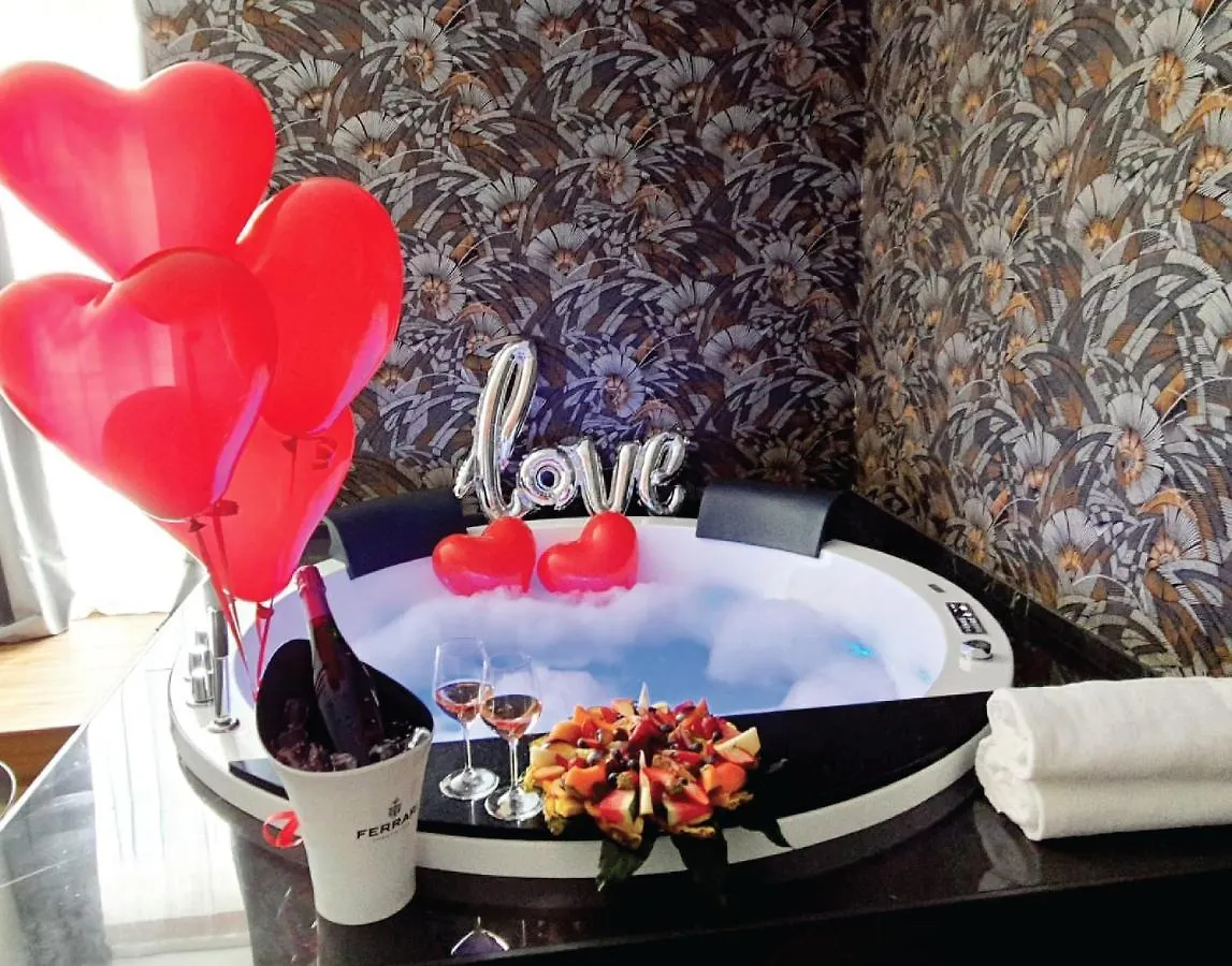Frühstückspension Corte Trento - Exclusive Rooms Bitonto